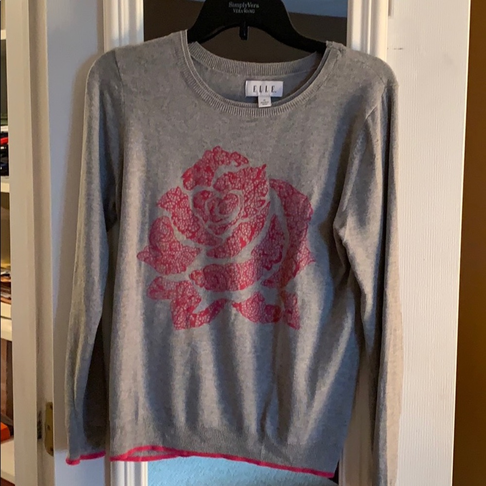 Gray sweater with pink flower